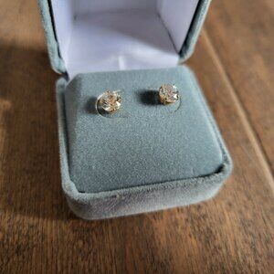Brand New 10K Yellow Gold Cubic Zirconia Earrings For Sale